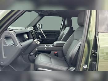 Used Land Rover Defender 2026 for sale - 79733084: Photo