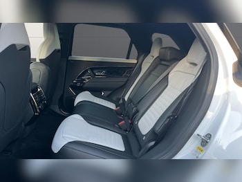 Used Land Rover Range Rover Sport 2026 for sale - 79070703: Photo