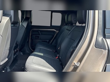 Used Land Rover Defender 2026 for sale - 79365914: Photo