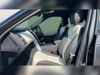 Used Land Rover Discovery 2023 for sale - 75547806: Photo