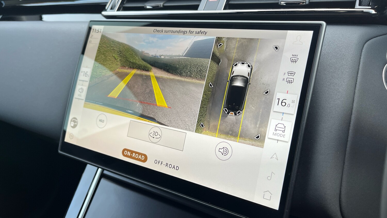 Used Land Rover Range Rover Velar 2025 for sale - 76322486: Photo 12