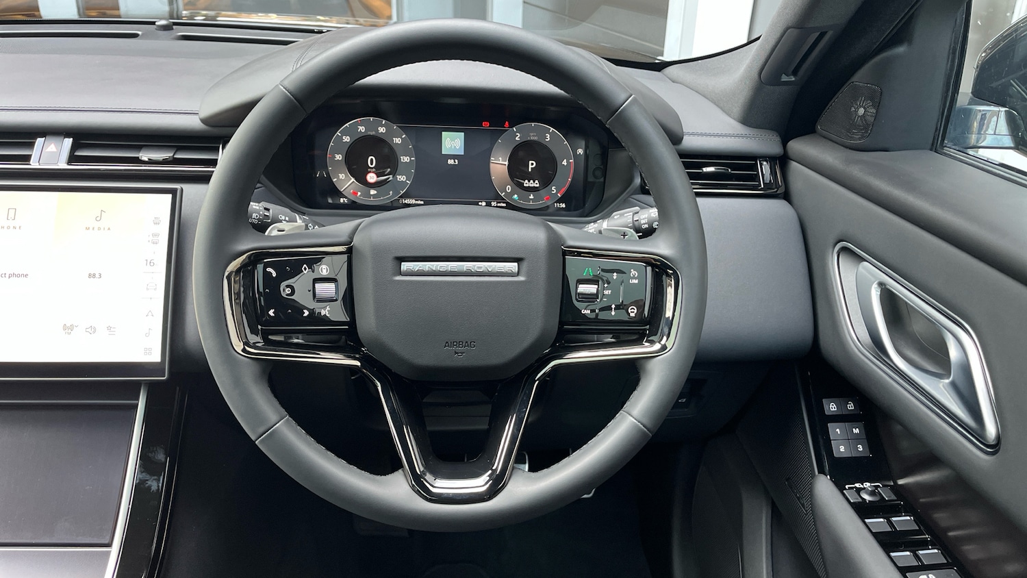 Used Land Rover Range Rover Velar 2025 for sale - 76322486: Photo 15