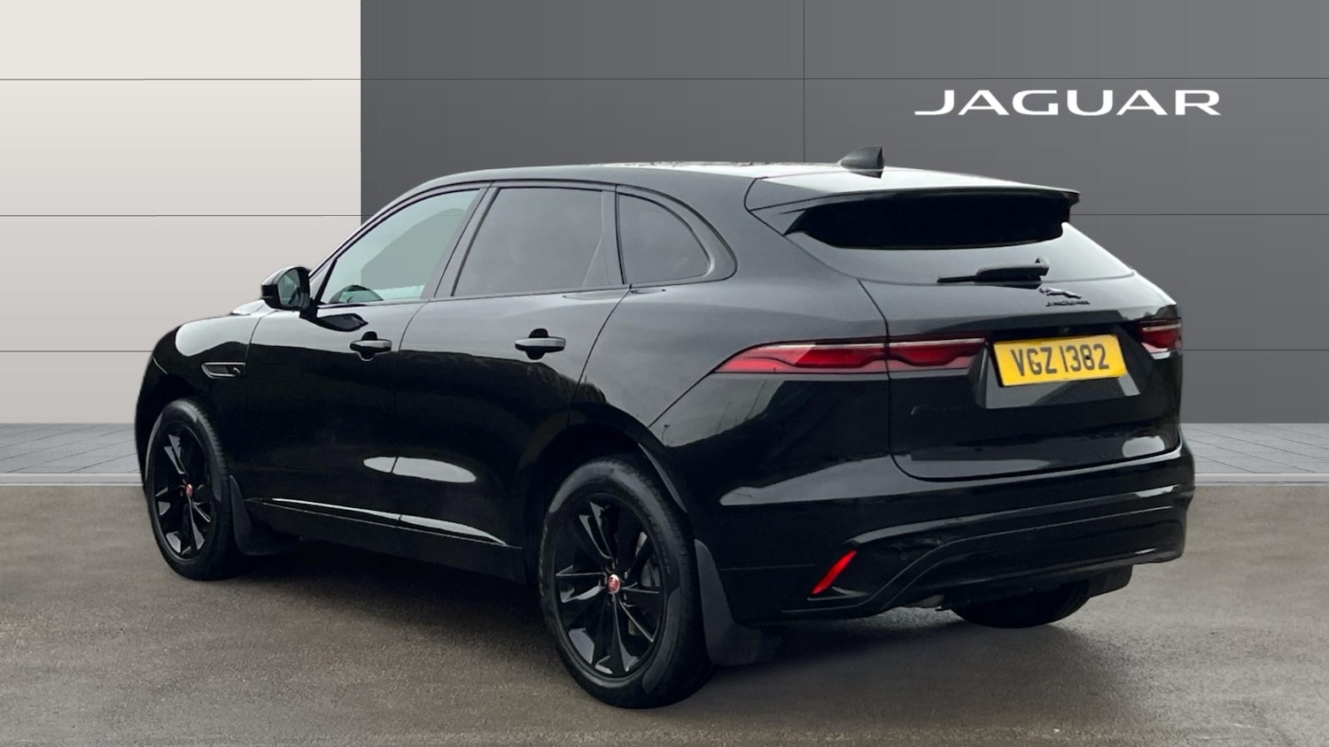 Used Jaguar F-Pace 2022 for sale - 77592676: Photo 2