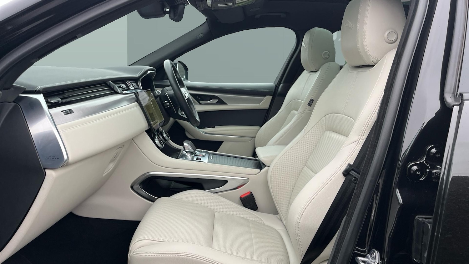 Used Jaguar F-Pace 2022 for sale - 77592676: Photo 3