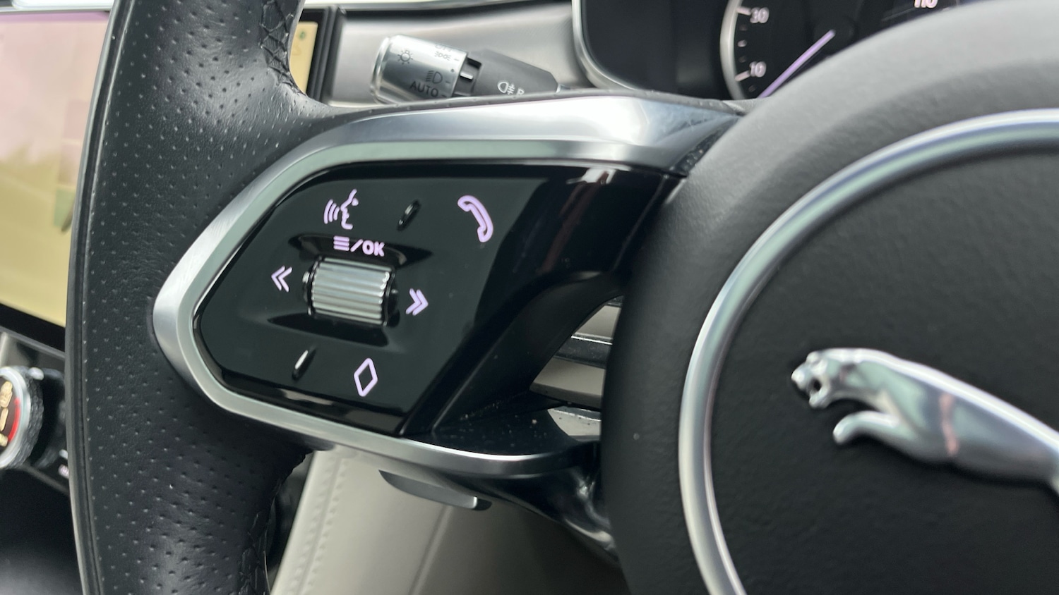 Used Jaguar F-Pace 2022 for sale - 77592676: Photo 38