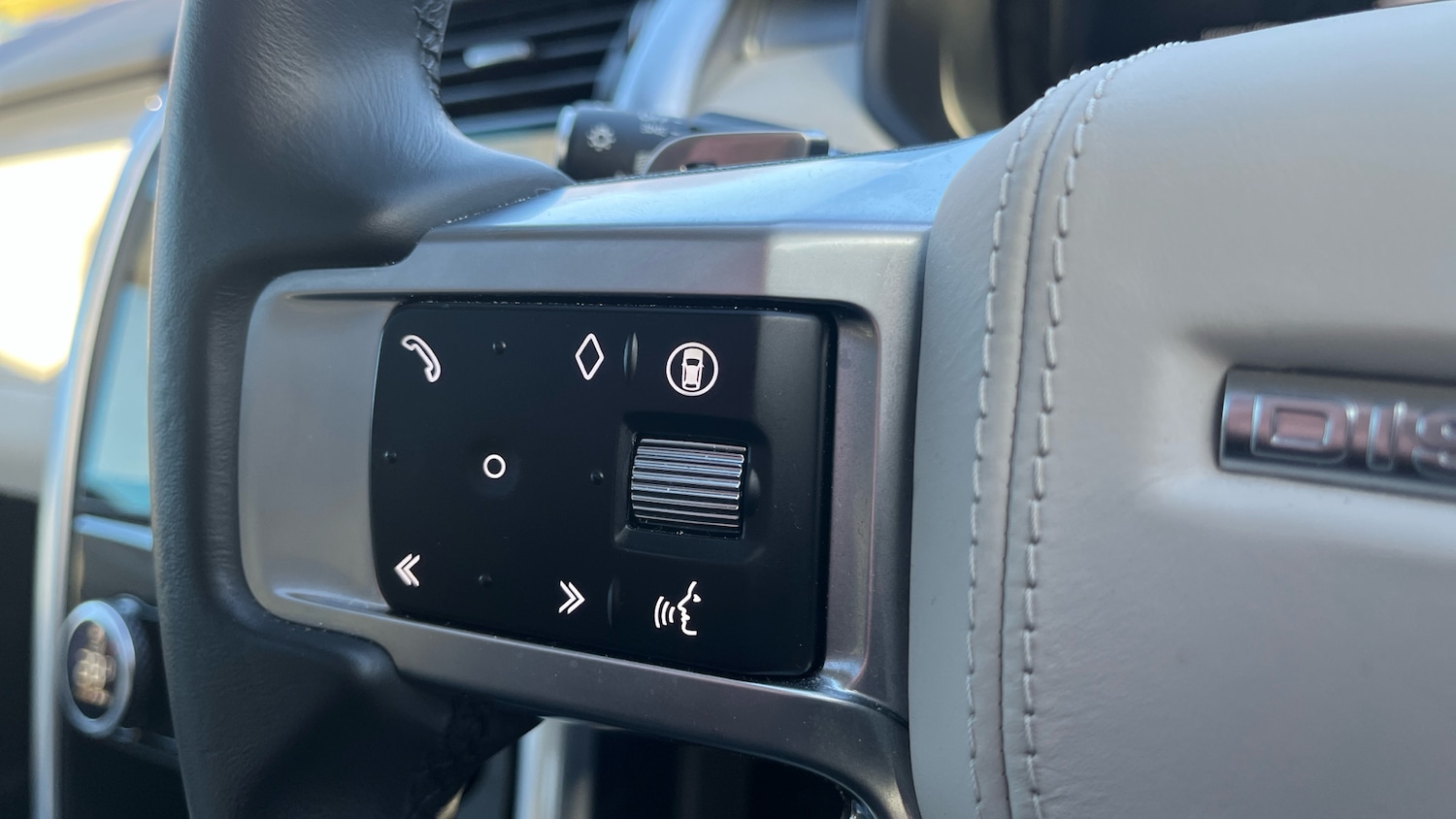 Used Land Rover Discovery 2025 for sale - 76234592: Photo 22