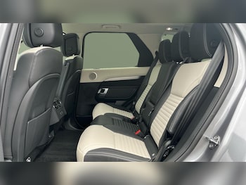 Used Land Rover Discovery 2025 for sale - 76234592: Photo