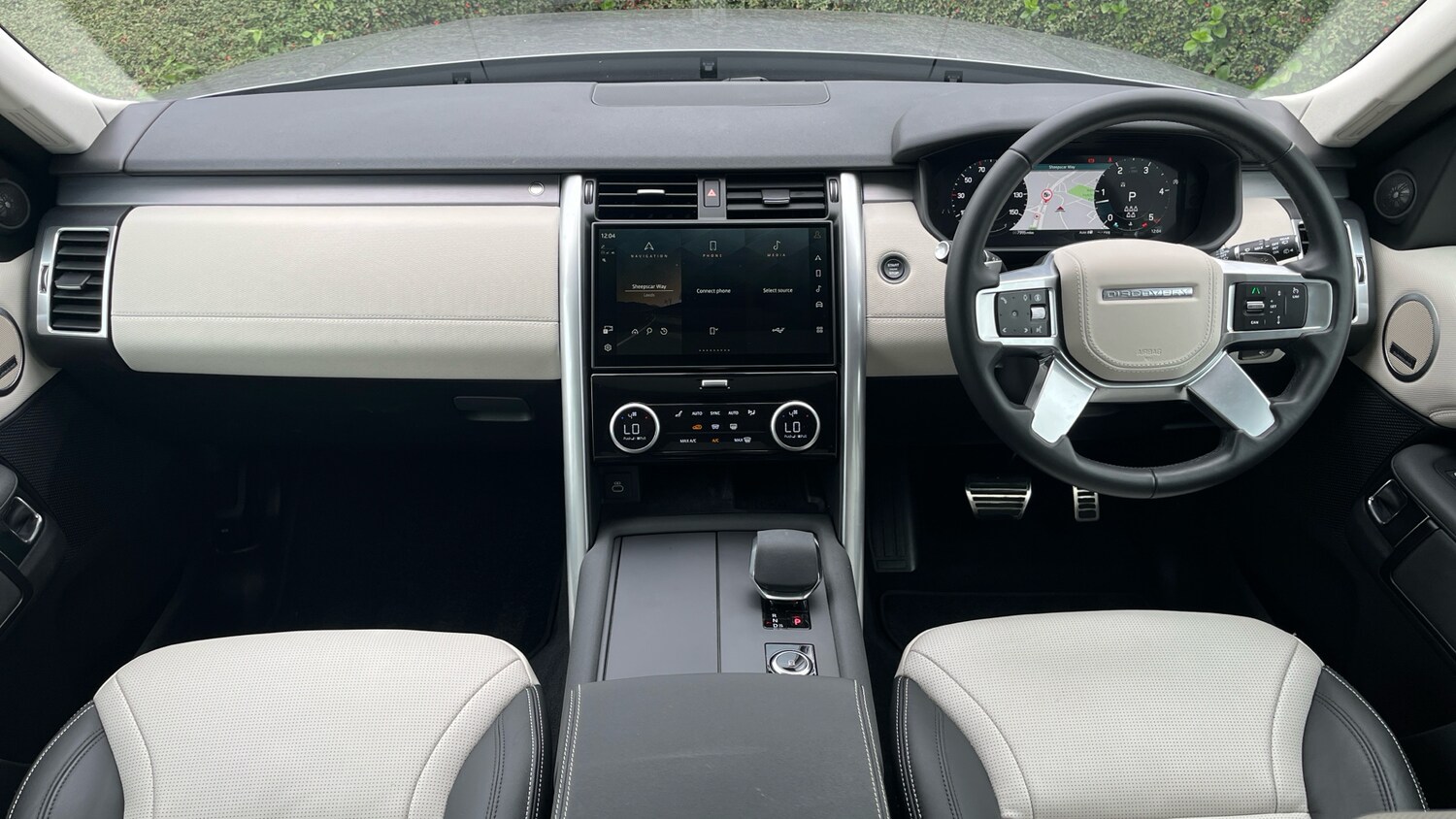 Used Land Rover Discovery 2025 for sale - 76234592: Photo 9