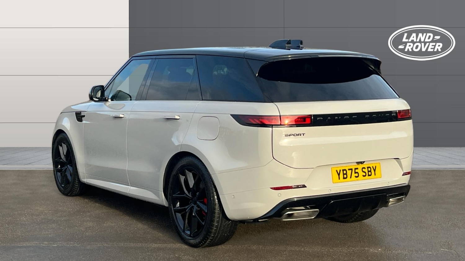 Used Land Rover Range Rover Sport 2025 for sale - 77168439: Photo 2