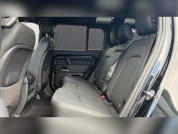Used Land Rover Defender 2025 for sale - 78915612: Photo