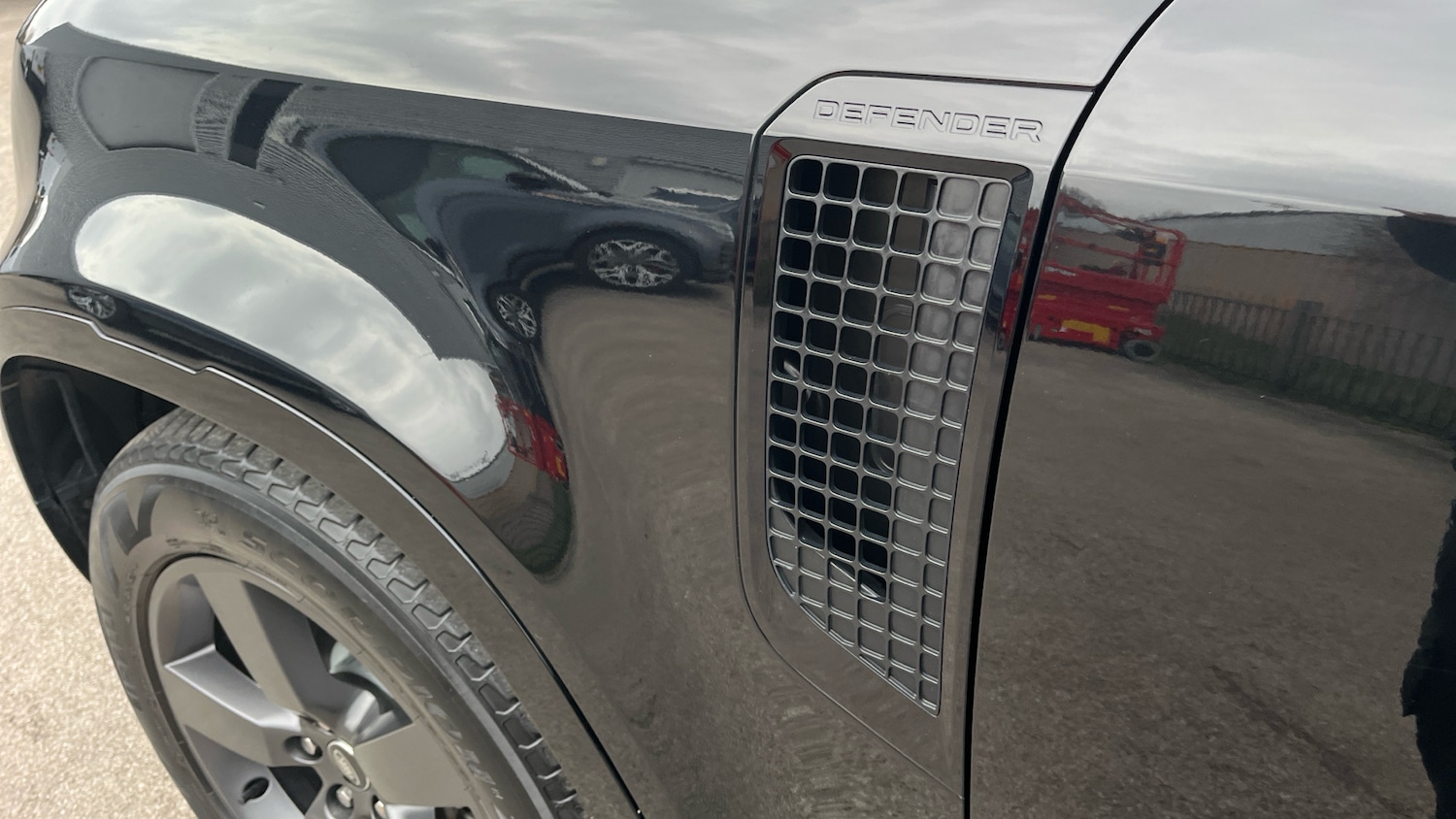 Used Land Rover Defender 2023 for sale - 77653546: Photo 20