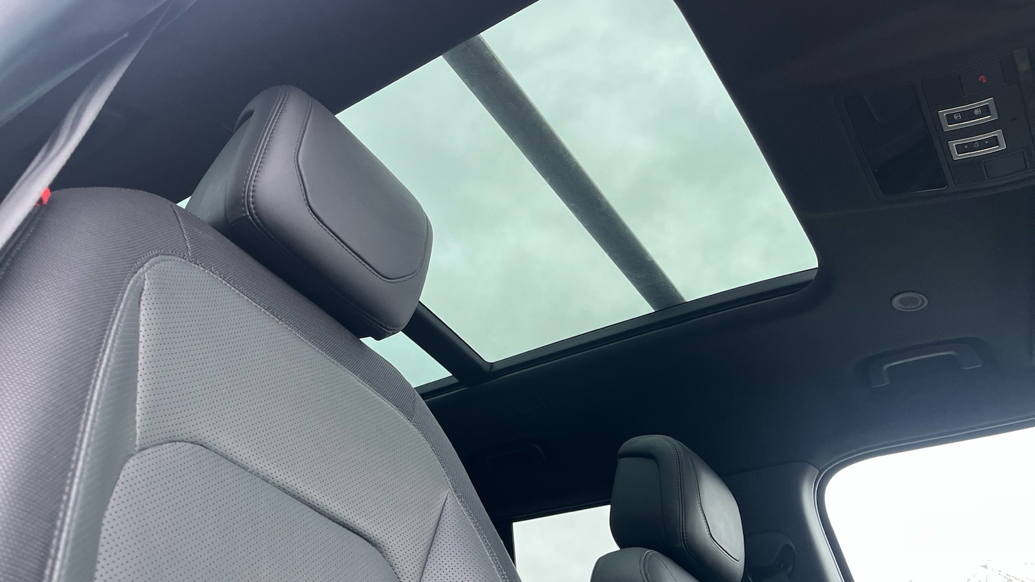 Used Land Rover Defender 2023 for sale - 77653546: Photo 21