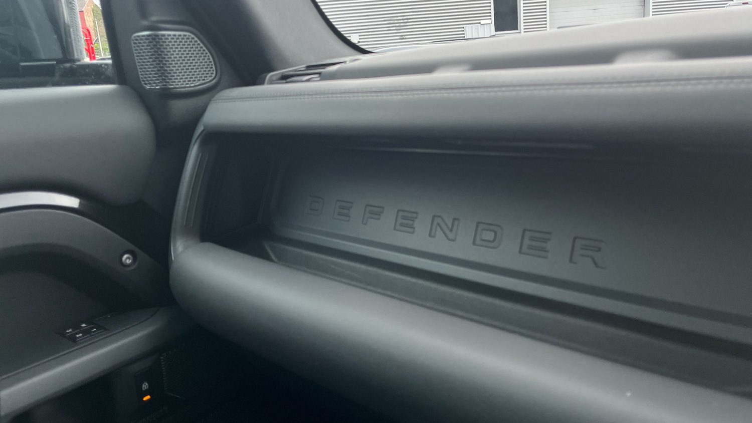 Used Land Rover Defender 2023 for sale - 77653546: Photo 23