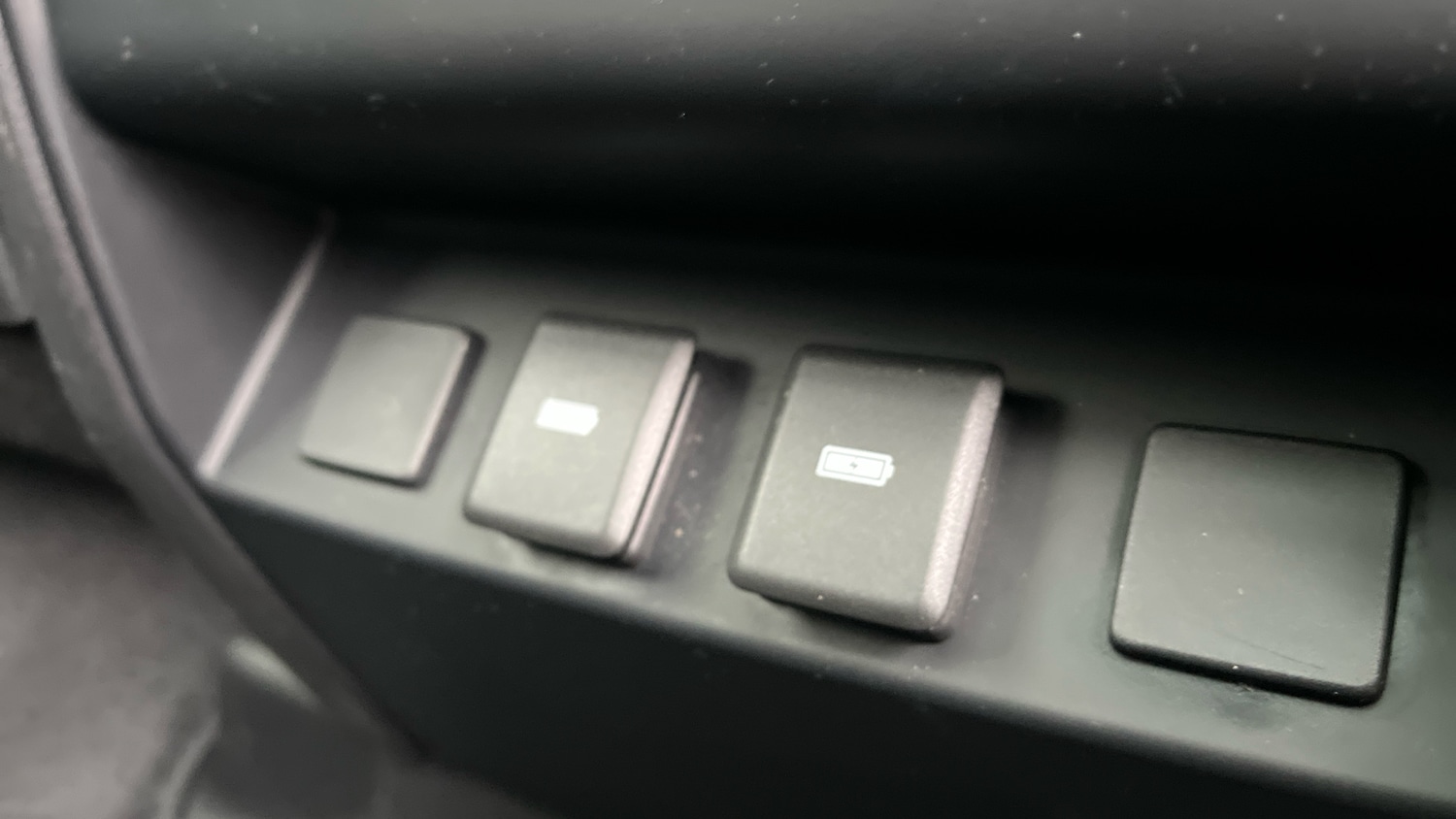 Used Land Rover Defender 2023 for sale - 77653546: Photo 25