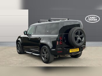 Used Land Rover Defender 2023 for sale - 77653546: Photo