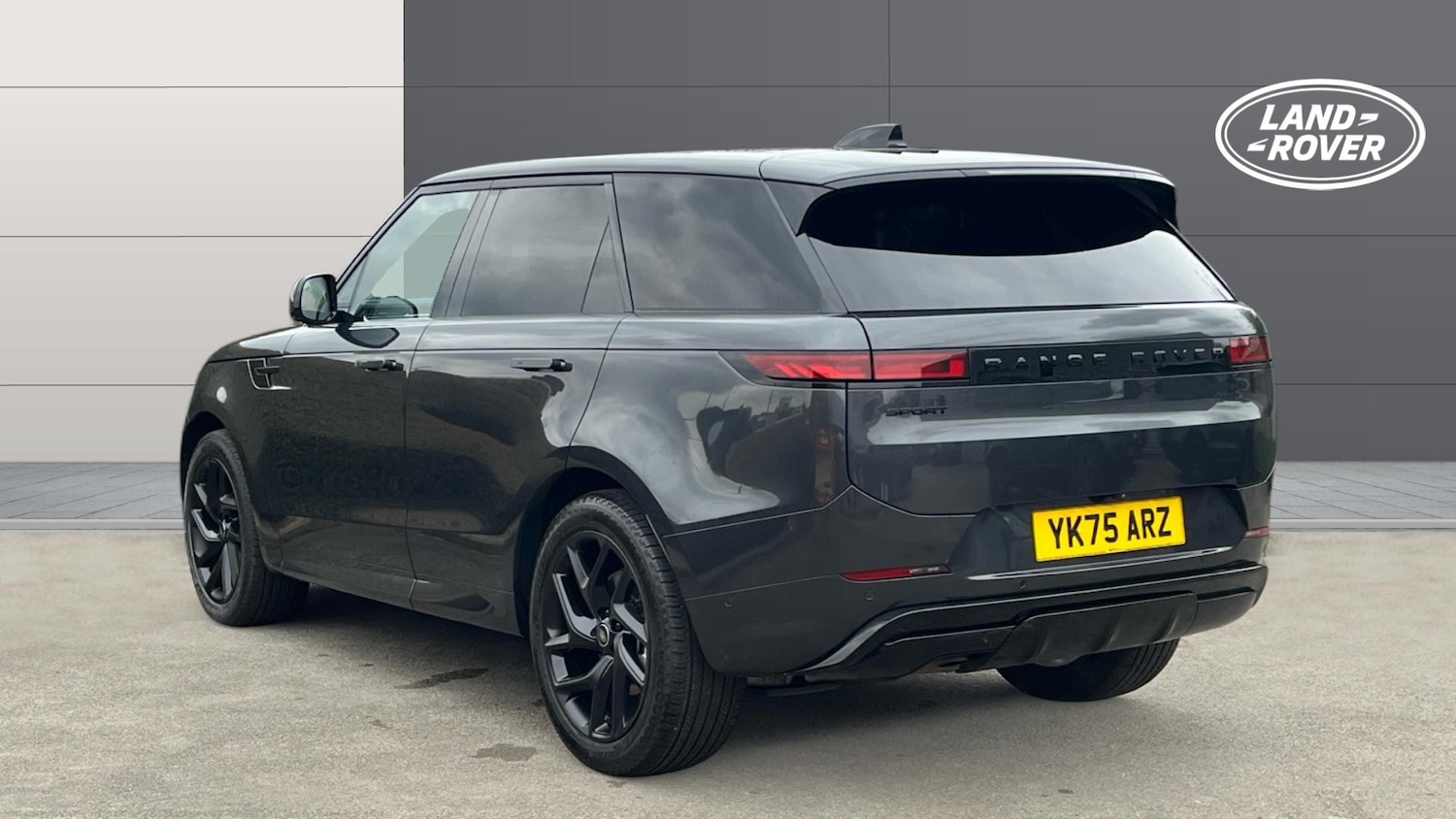 Used Land Rover Range Rover Sport 2025 for sale - 78162400: Photo 2