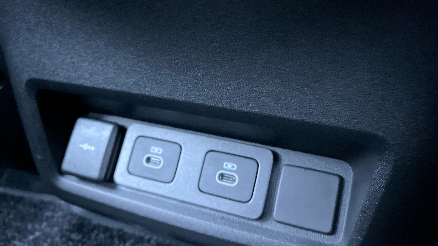 Used Land Rover Discovery 2025 for sale - 77154274: Photo 28