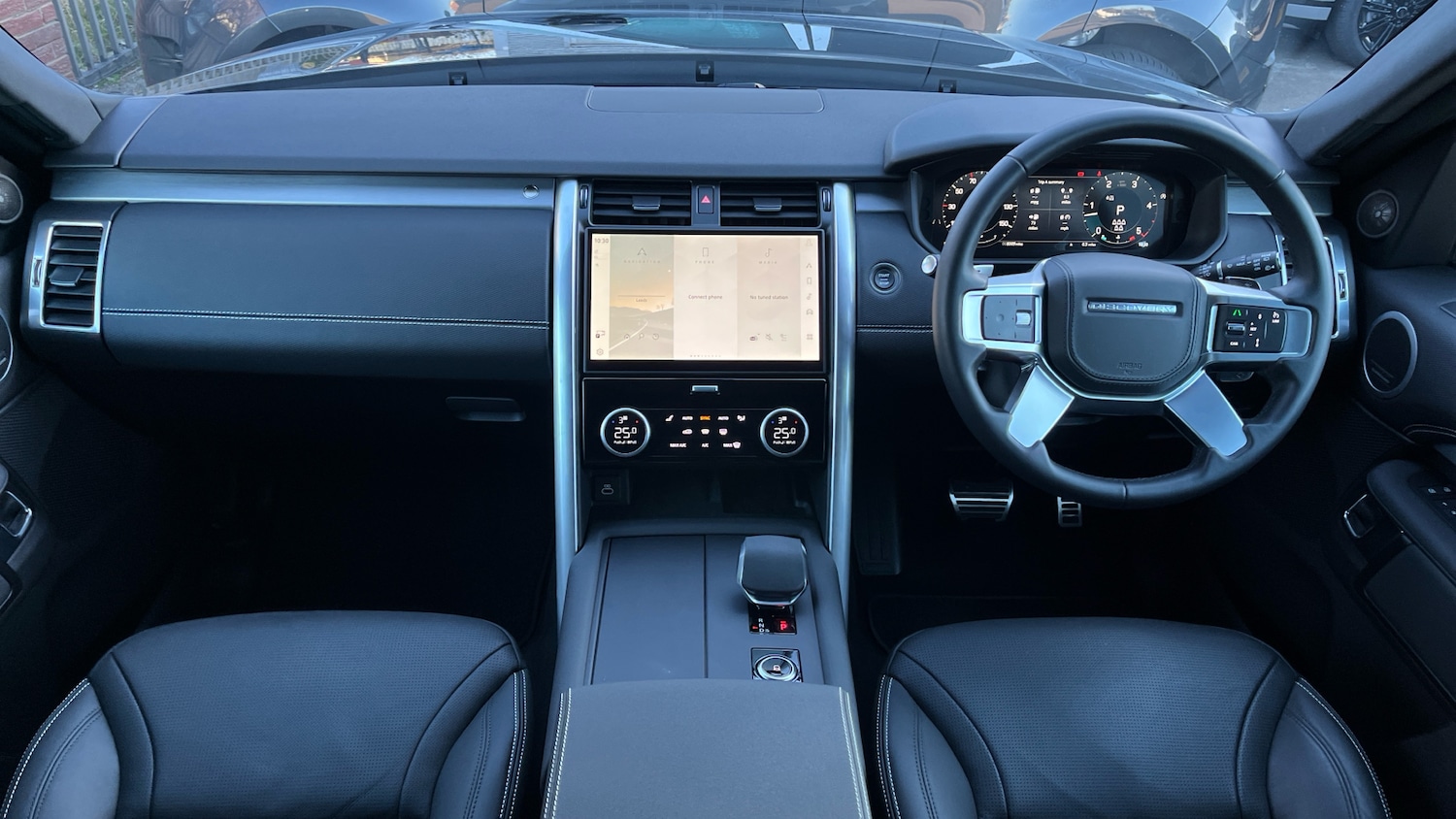 Used Land Rover Discovery 2025 for sale - 77154274: Photo 9