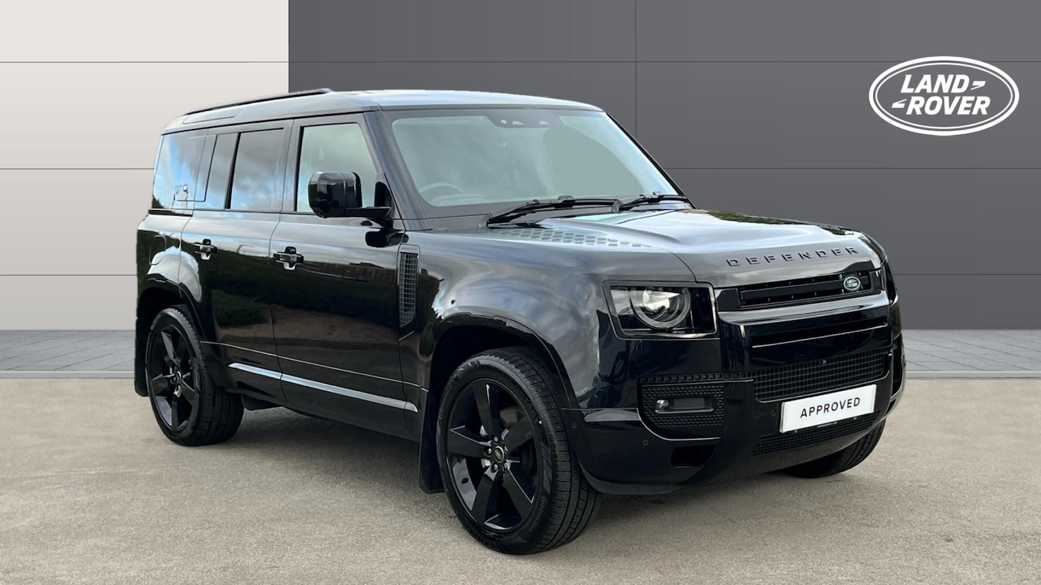 Used Land Rover Defender 2024 for sale - 76206520: Photo 1