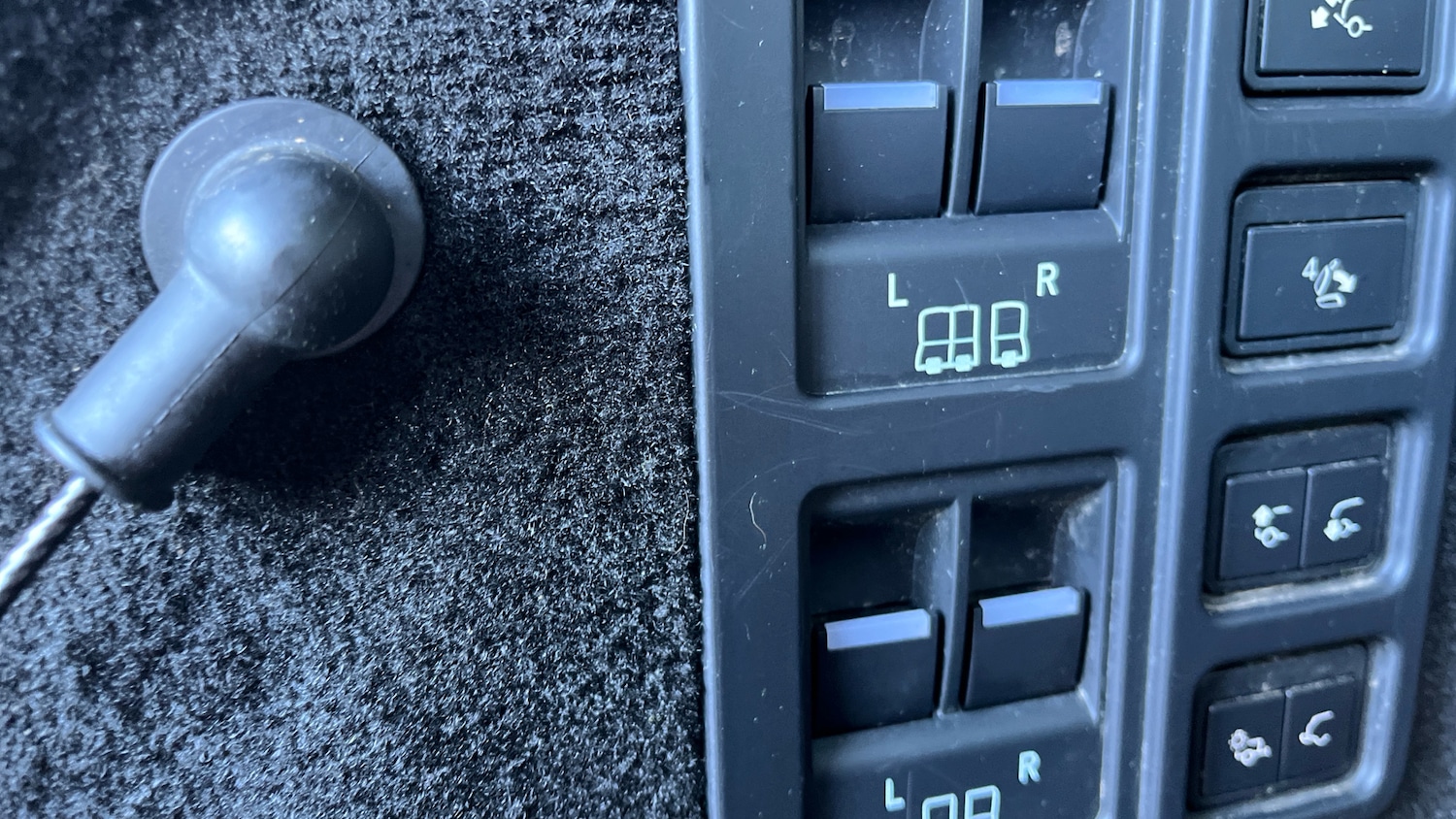 Used Land Rover Discovery 2023 for sale - 77088085: Photo 26