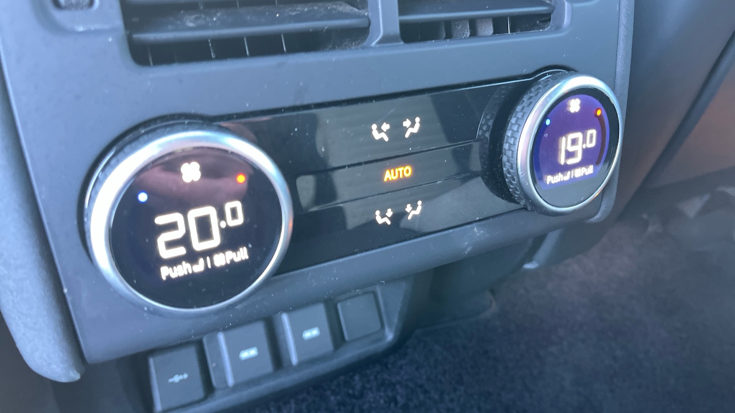 Used Land Rover Discovery 2023 for sale - 77088085: Photo 28