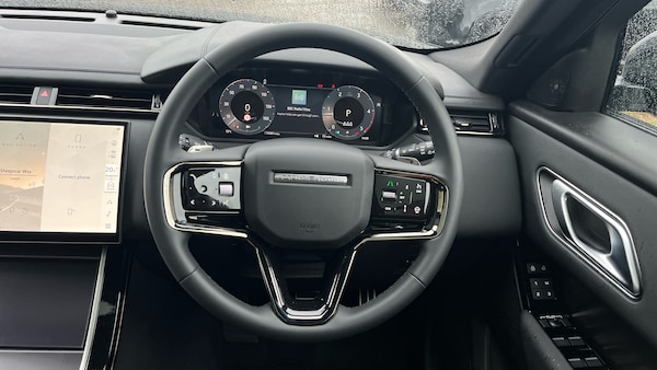 Used Land Rover Range Rover Velar 2025 for sale - 76319576: Photo 15
