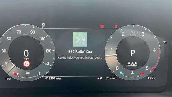 Used Land Rover Range Rover Velar 2025 for sale - 76319576: Photo 16