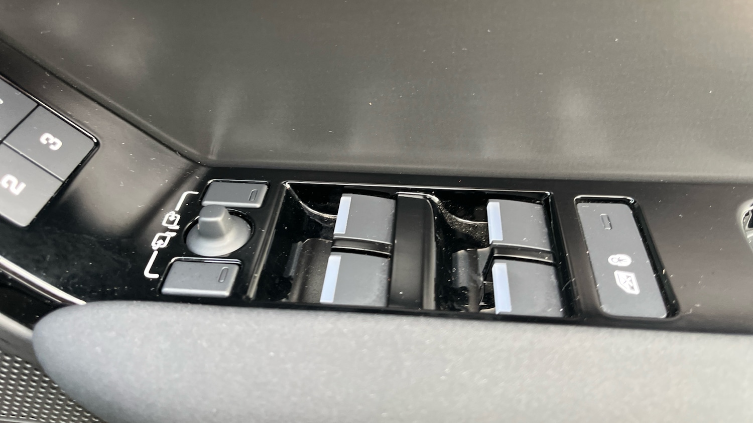 Used Land Rover Range Rover Velar 2024 for sale - 76366948: Photo 21