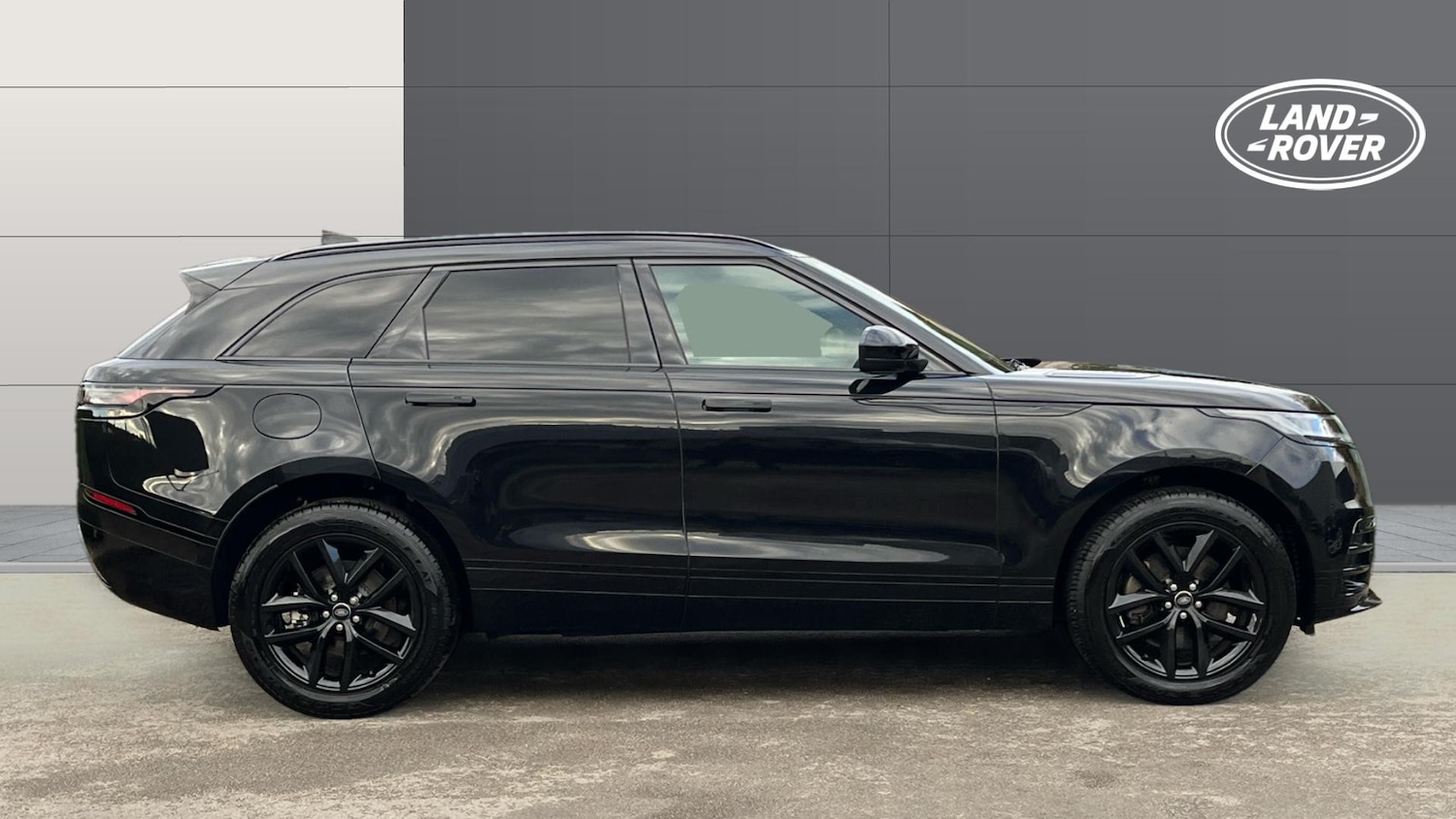 Used Land Rover Range Rover Velar 2024 for sale - 76366948: Photo 5