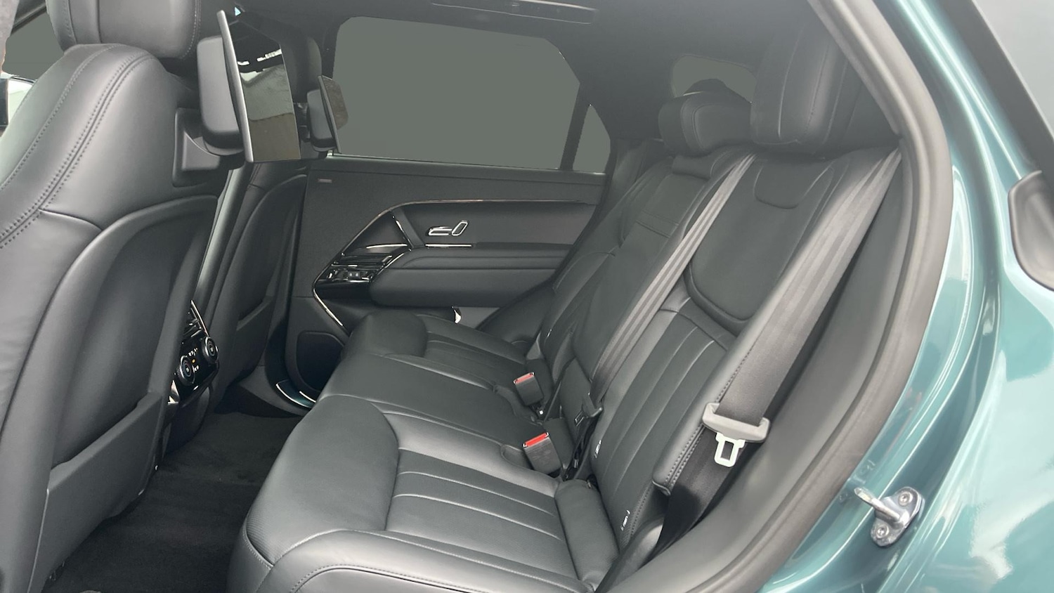 Used Land Rover Range Rover Sport 2023 for sale - 77274788: Photo 4