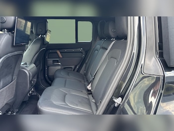 Used Land Rover Defender 2022 for sale - 78914298: Photo