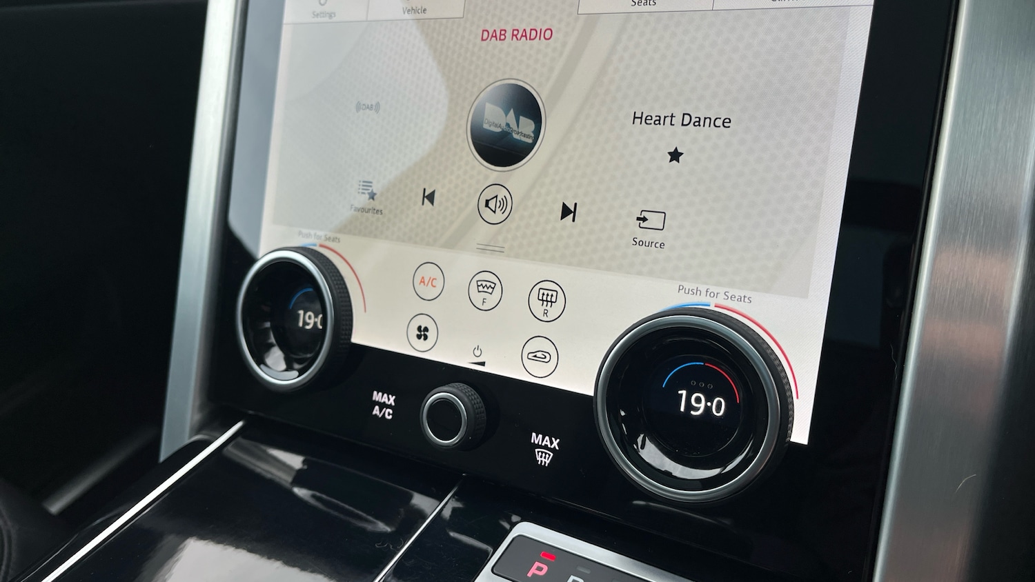 Used Land Rover Range Rover 2021 for sale - 77198001: Photo 41