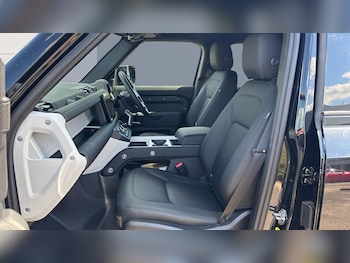 Used Land Rover Defender 2025 for sale - 78269927: Photo