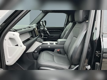 Used Land Rover Defender 2025 for sale - 75334955: Photo