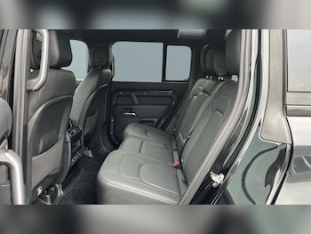 Used Land Rover Defender 2025 for sale - 75334955: Photo