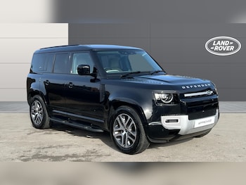 Used Land Rover Defender 2024 for sale - 77567579: Photo