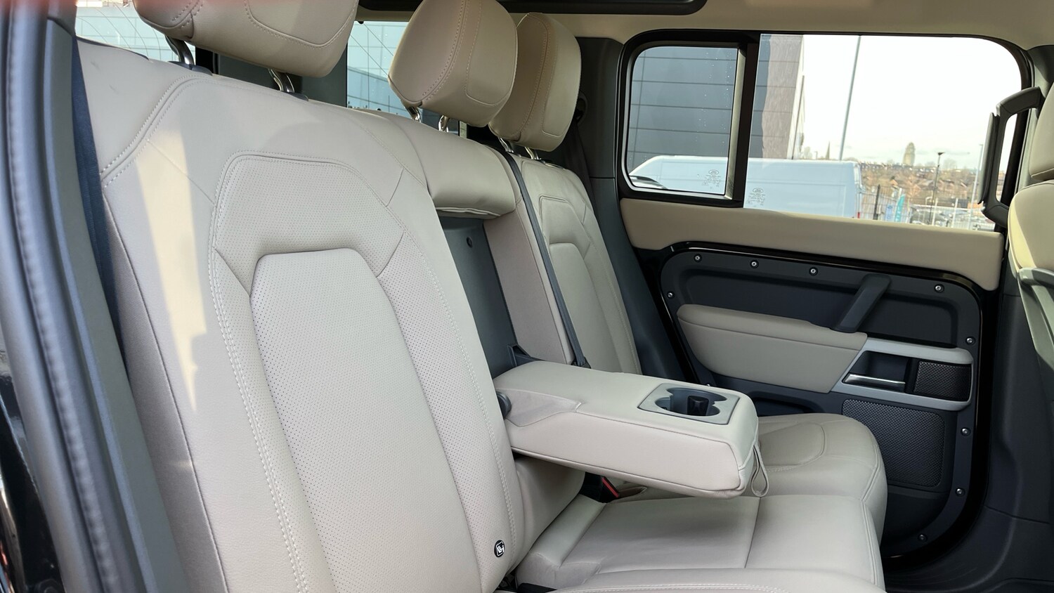 Used Land Rover Defender 2024 for sale - 77567579: Photo 25