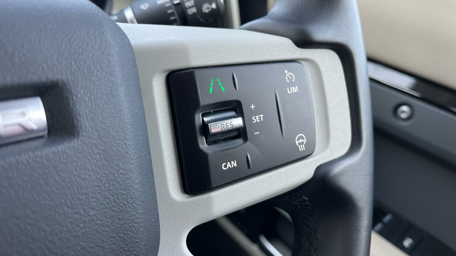 Used Land Rover Defender 2024 for sale - 77567579: Photo 35