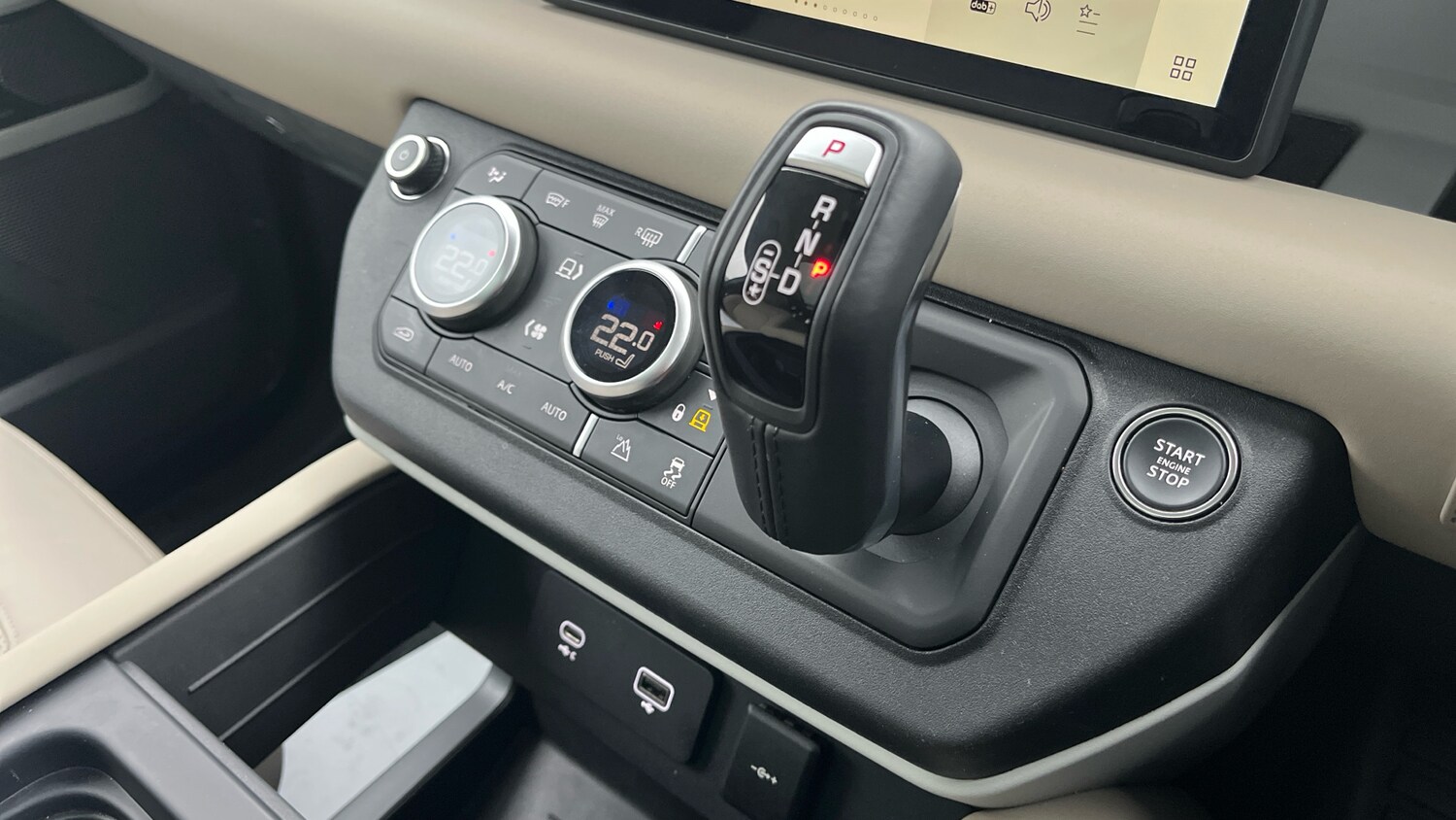 Used Land Rover Defender 2024 for sale - 77567579: Photo 43