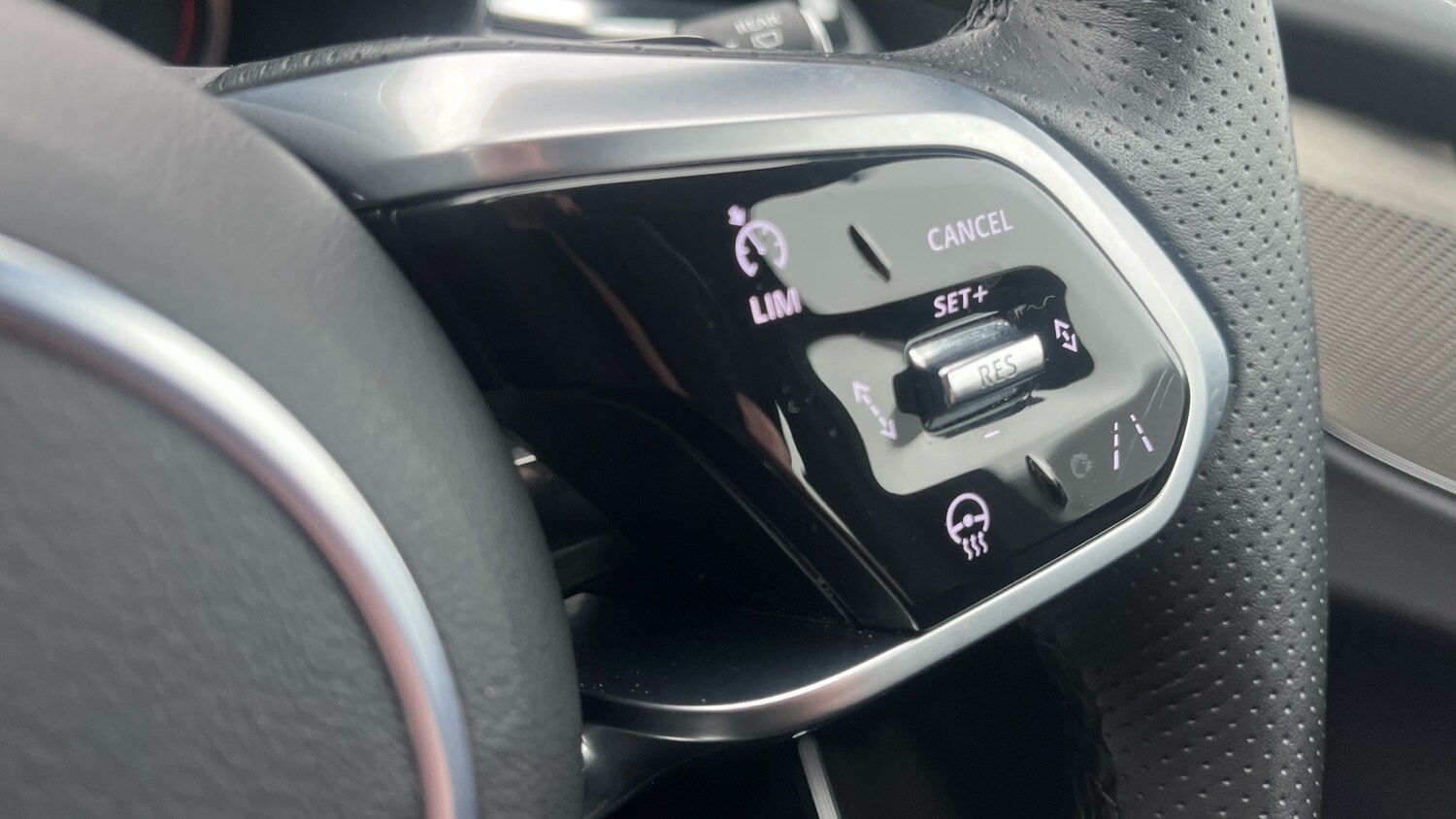 Used Jaguar F-Pace 2023 for sale - 77567581: Photo 29