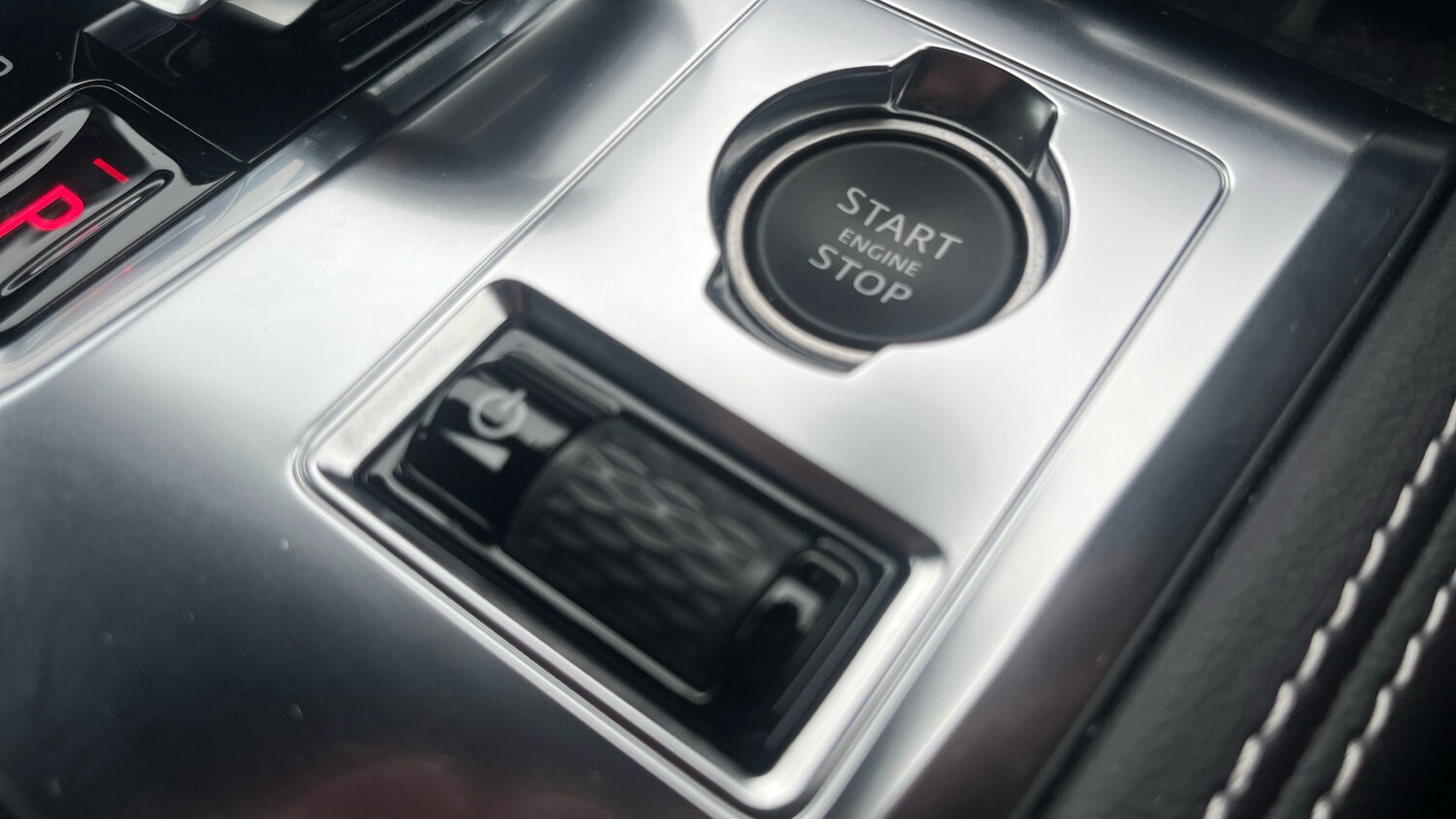 Used Jaguar F-Pace 2023 for sale - 77567581: Photo 32