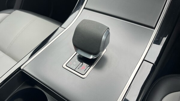 Used Land Rover Range Rover Velar 2023 for sale - 76265884: Photo 13