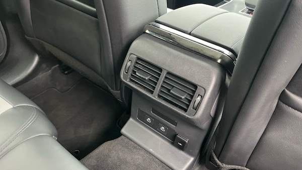 Used Land Rover Range Rover Velar 2023 for sale - 76265884: Photo 18