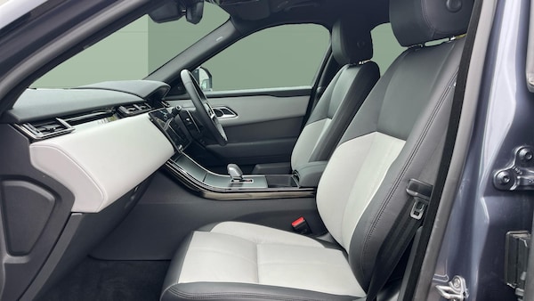 Used Land Rover Range Rover Velar 2023 for sale - 76265884: Photo 3