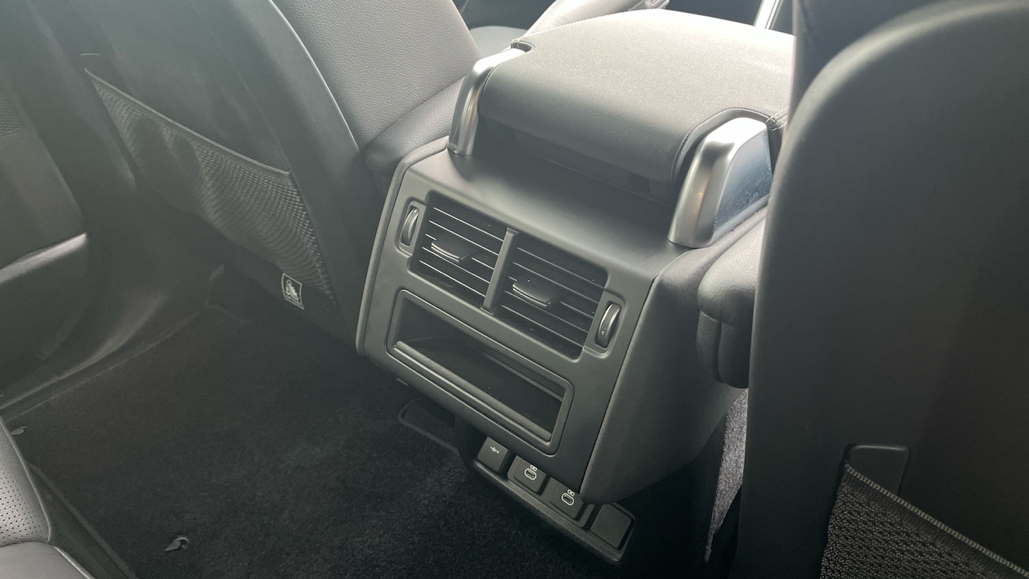 Used Land Rover Discovery 2022 for sale - 76611504: Photo 18