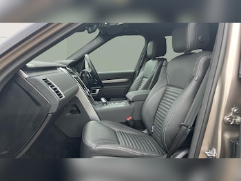 Used Land Rover Discovery 2022 for sale - 76611504: Photo