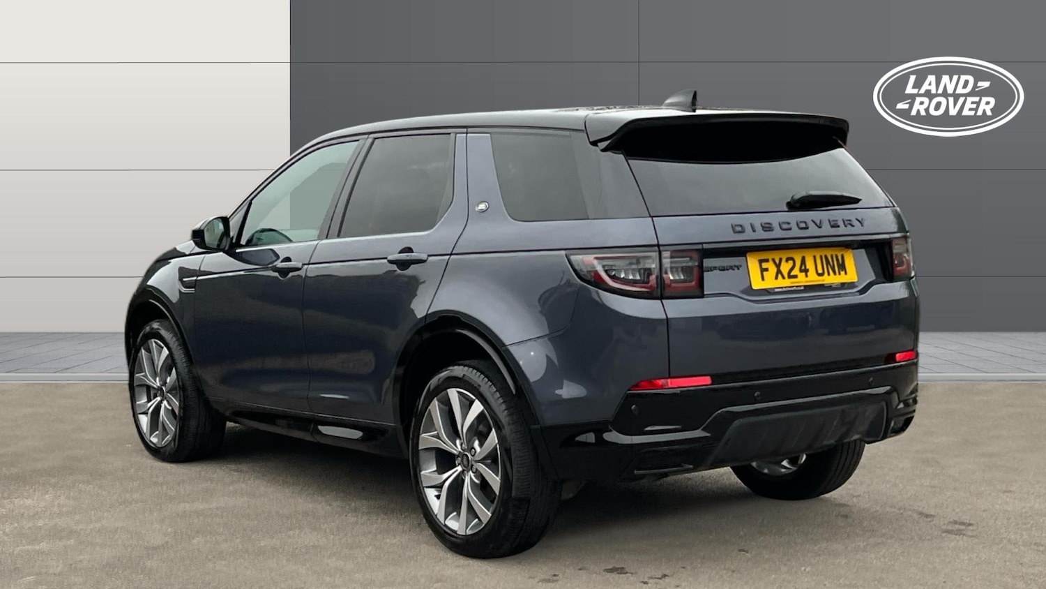 Used Land Rover Discovery Sport 2024 for sale - 78025226: Photo 2