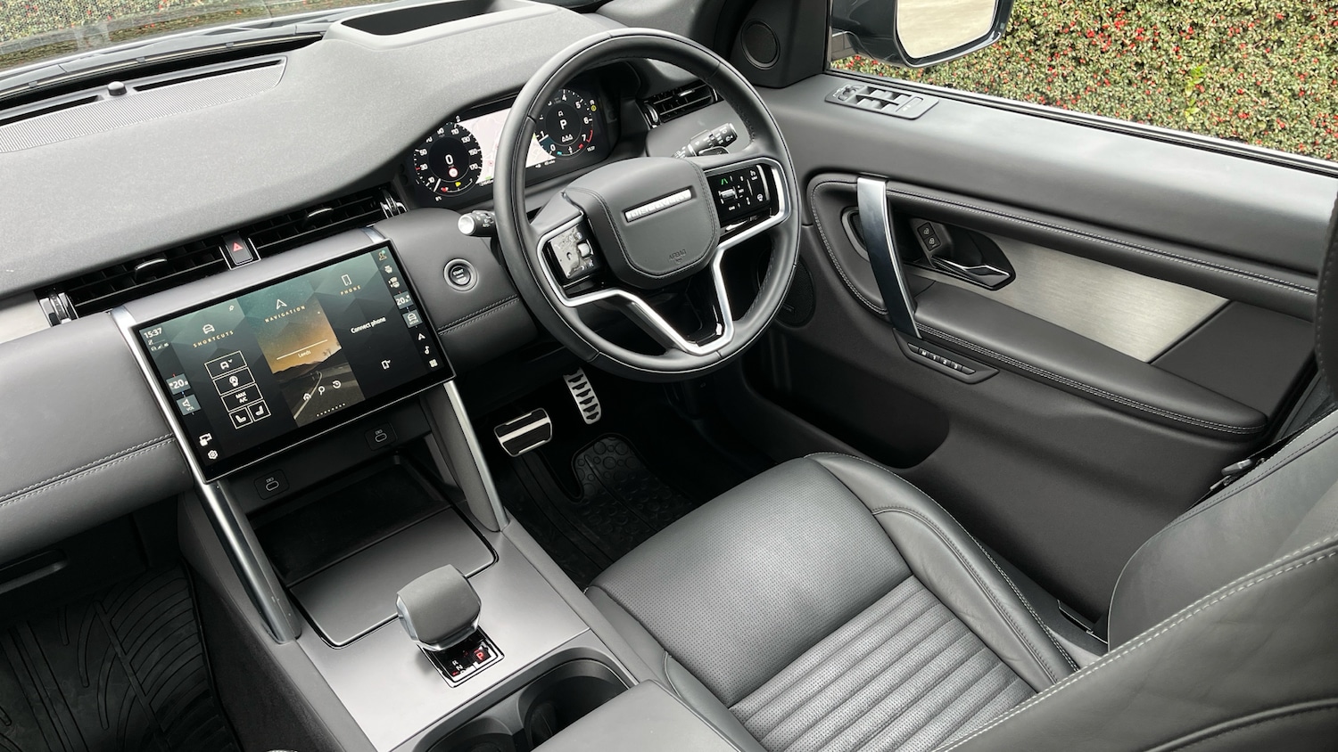 Used Land Rover Discovery Sport 2024 for sale - 78025226: Photo 24