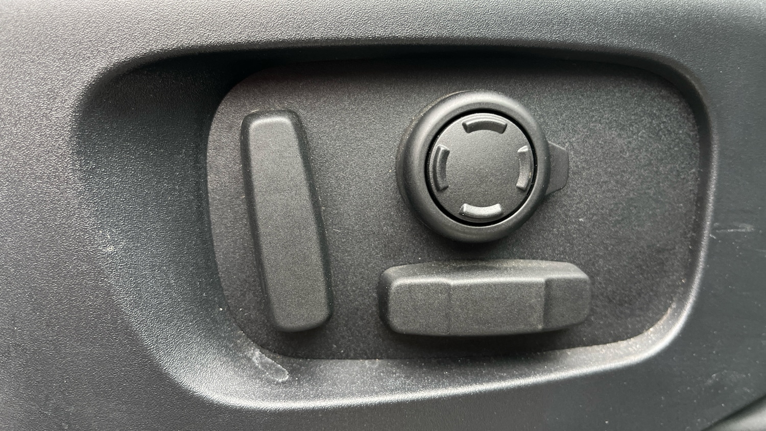 Used Land Rover Discovery Sport 2024 for sale - 78025226: Photo 32