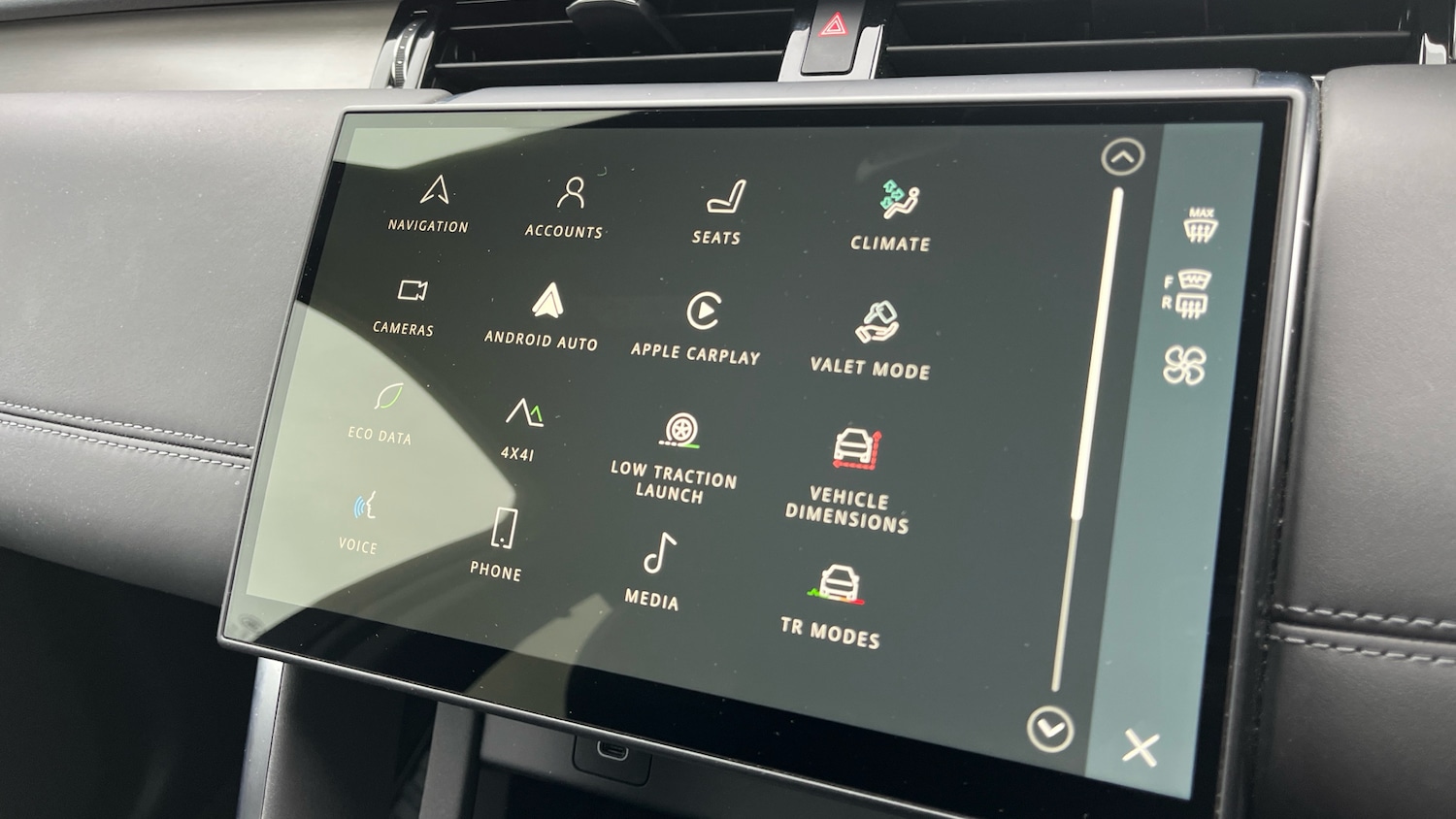 Used Land Rover Discovery Sport 2024 for sale - 78025226: Photo 42